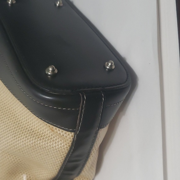 Dooney & Bourke Vinyl Coated Bamboo Handles Tote/ Shoulder Bag - Picture 6 of 15